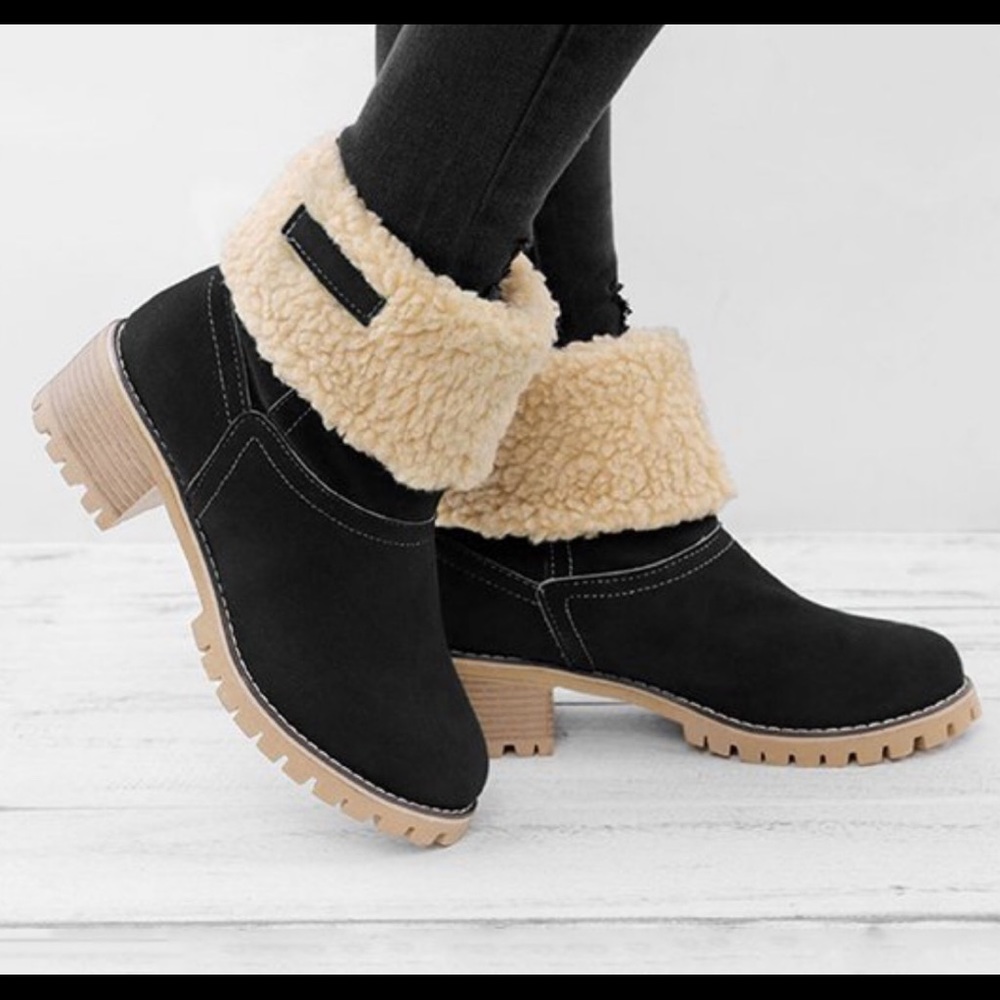 Women’s Black Plush Lined Fold Over Boot